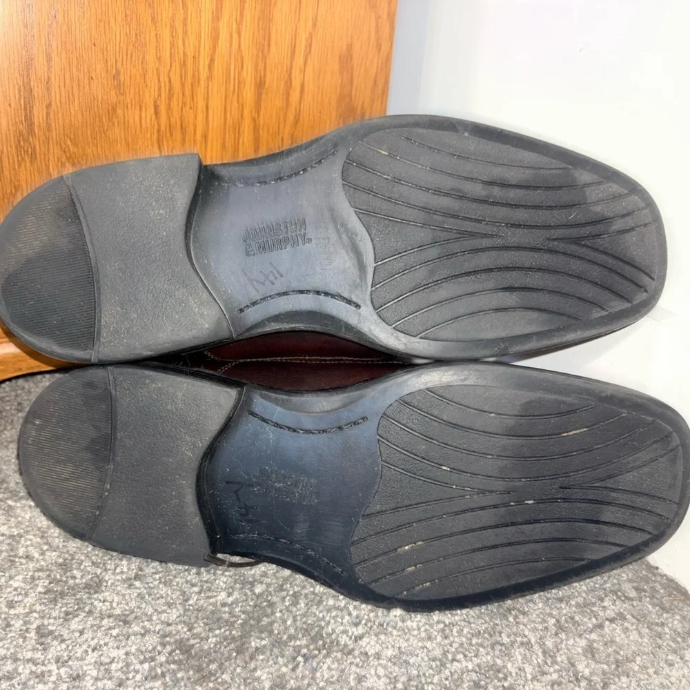 Johnston and Murphy Men’s Dress Shoes